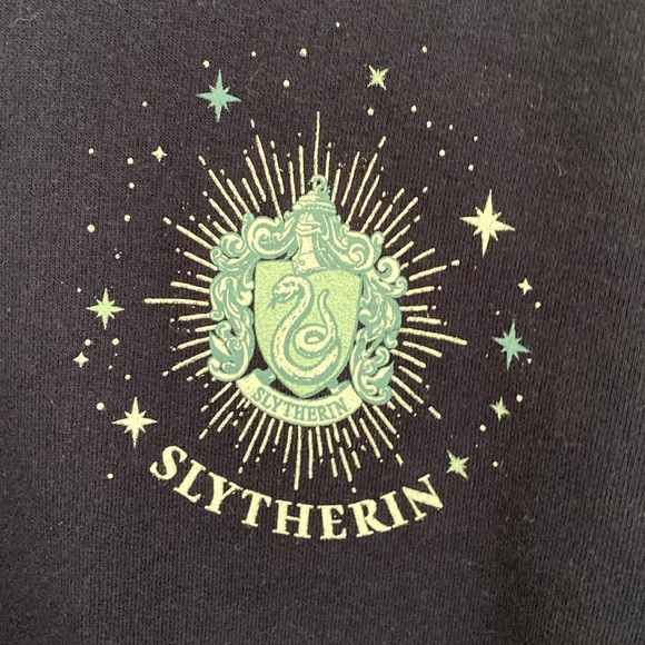 Harry Potter Slytherin Full Zip Navy Blue Graphic Sweatshirt with Hood. Size XS - Picture 2 of 9